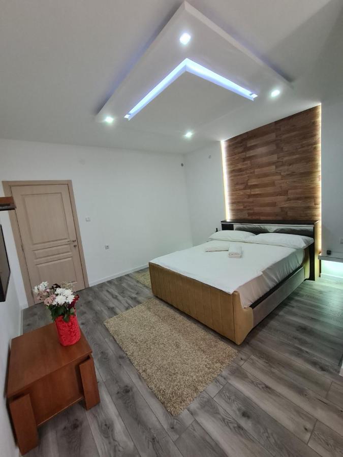 Apartments Hillside 울친 객실 사진